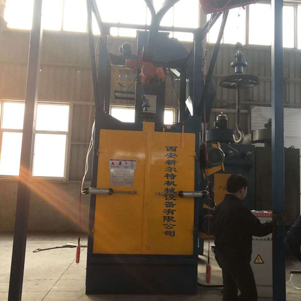 吊钩式抛丸机.jpg 吊钩式抛丸机.jpg